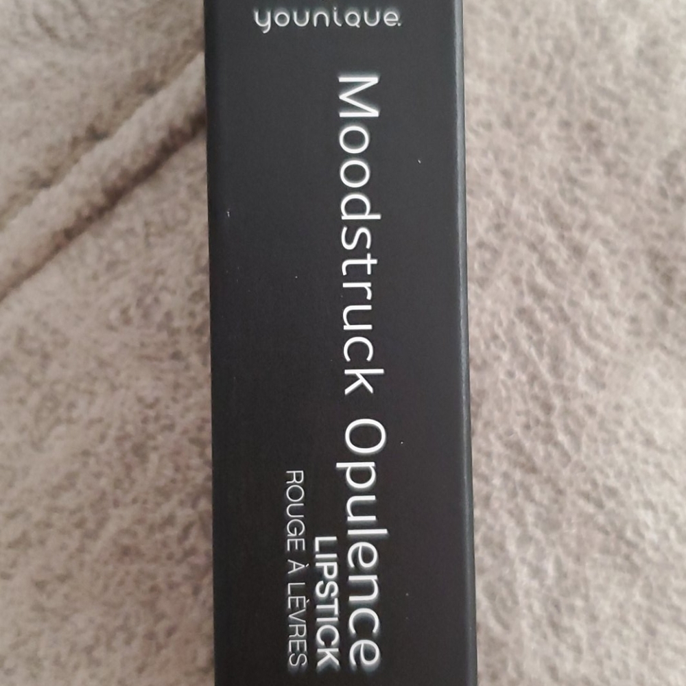 Younique Lipstick